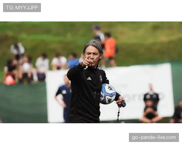 因扎吉连续关键战前插抢点破门：跑位意识如何瓦解对手防线